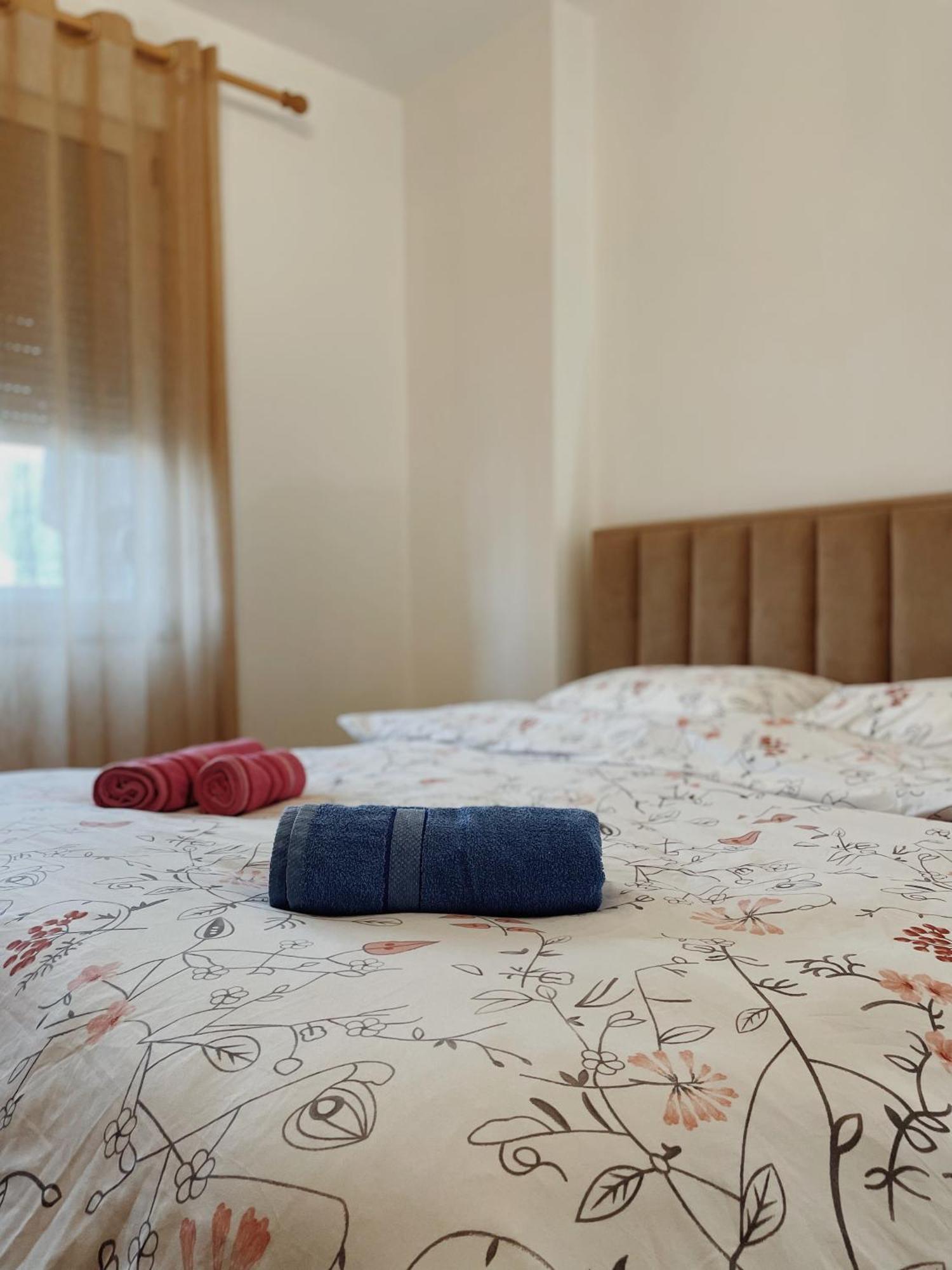Lovely Apartment Тирана Экстерьер фото